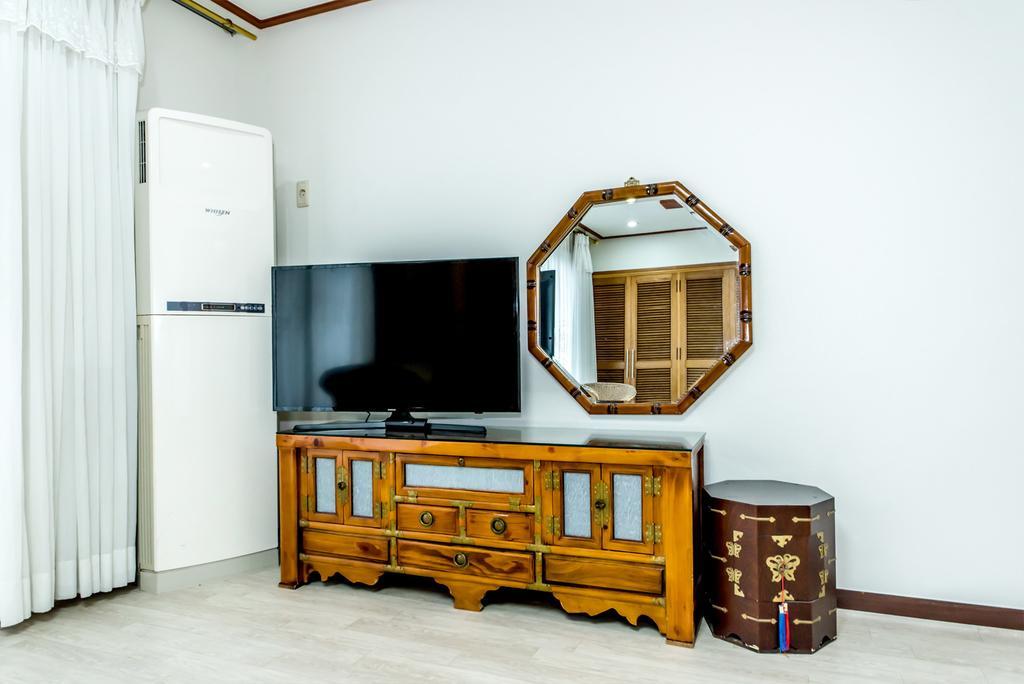 Dongsannara Pension ซอกวีโพ ภายนอก รูปภาพ